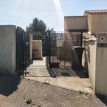 T1spacieux Et Calme, Avec Terrasse Дом отдыха *